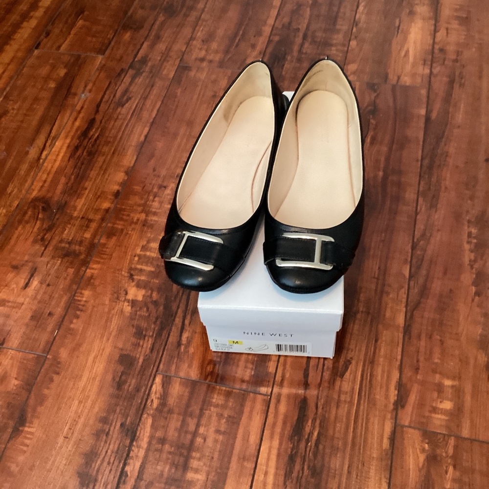 Nine West sosheba black flats